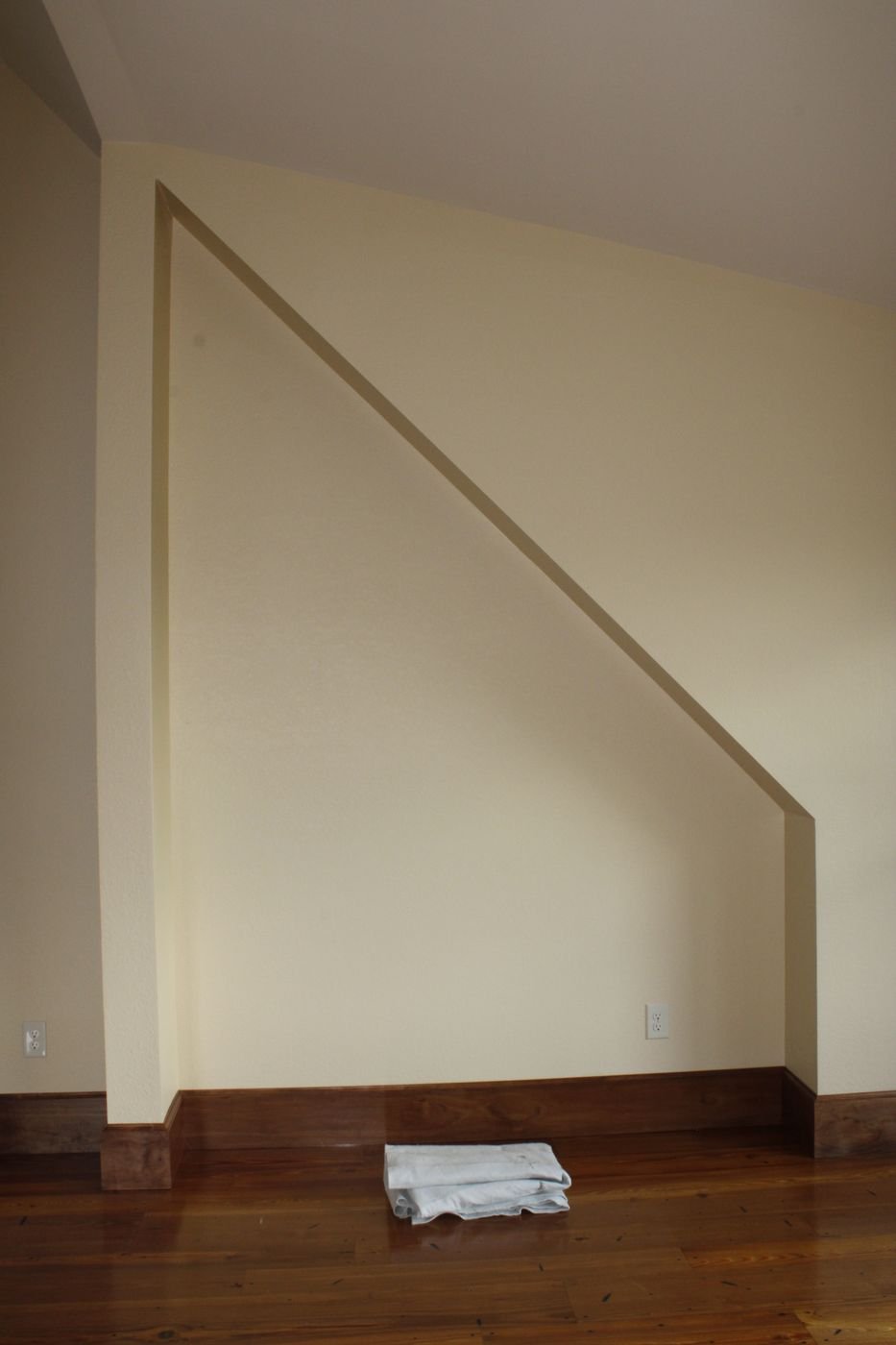 Baseboard and wall trim corner detail